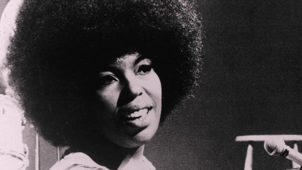 Featured image for “Roberta Flack has ALS, now ‘impossible to sing,’ rep says”