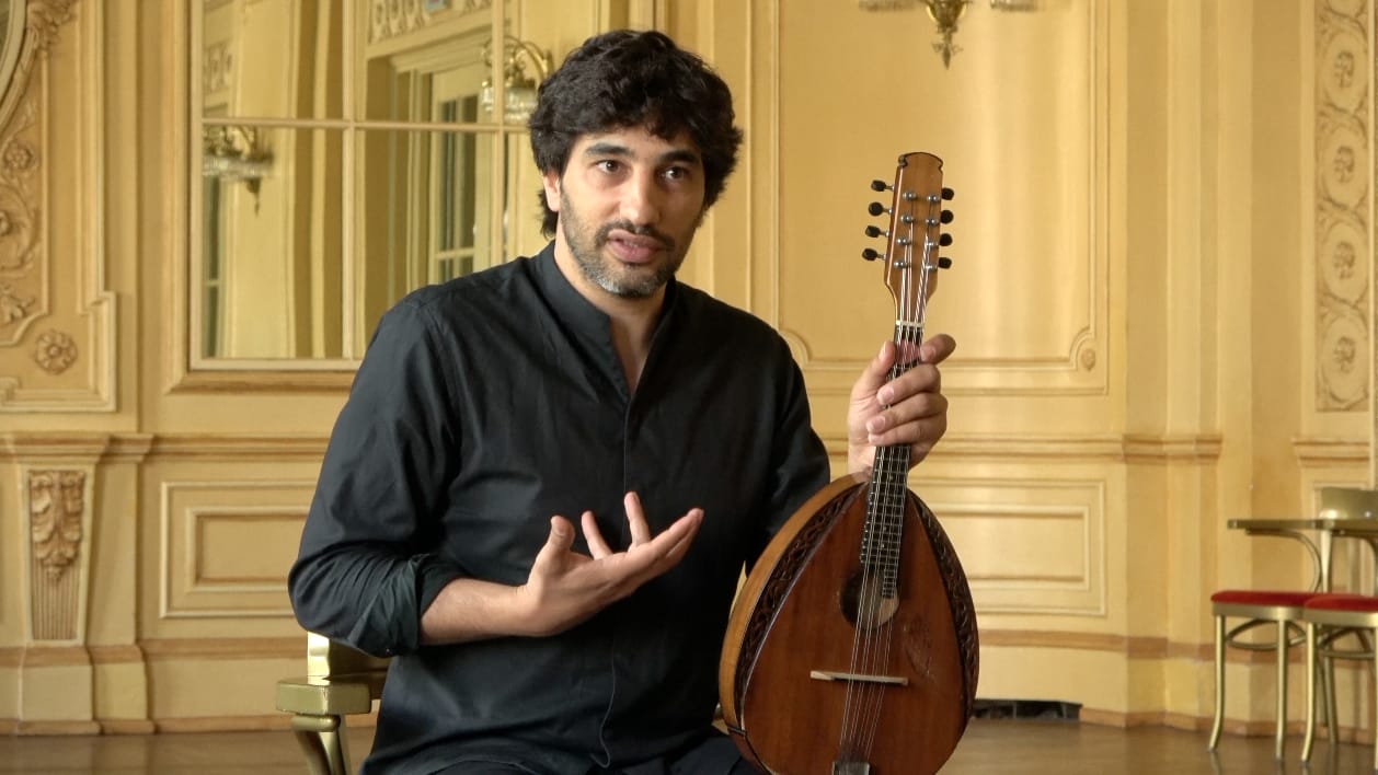 Featured image for “VIDEO | Mandolin 101 with Avi Avital”