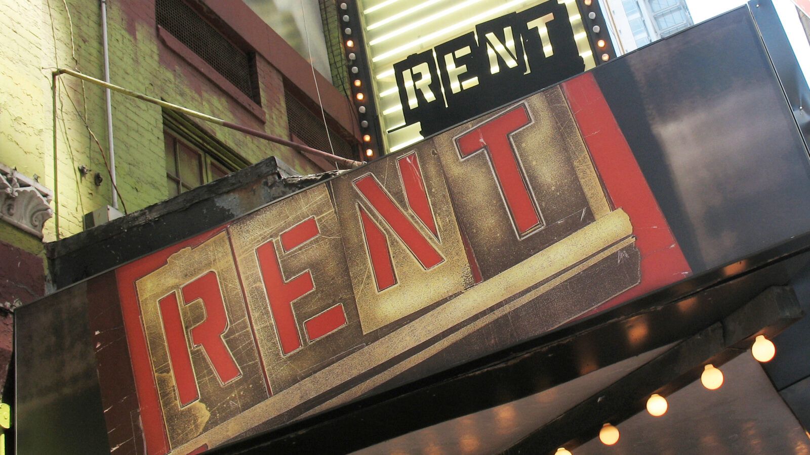 La Vie Boheme 'Rent' musical celebrates 25th anniversary WFMT