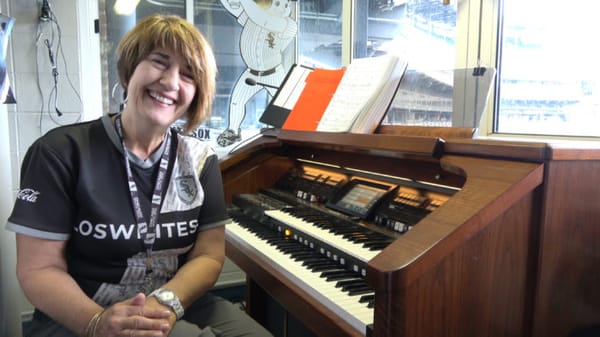 Meet Organist Lori Moreland, One of the Chicago White Sox’s Most Valuable Players