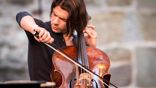 French cellist Gautier Capuçon shares emotional performance outside of Notre-Dame