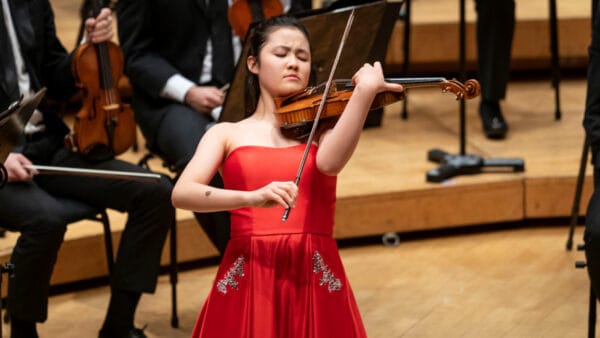 Esme Arias-Kim, 14, violin