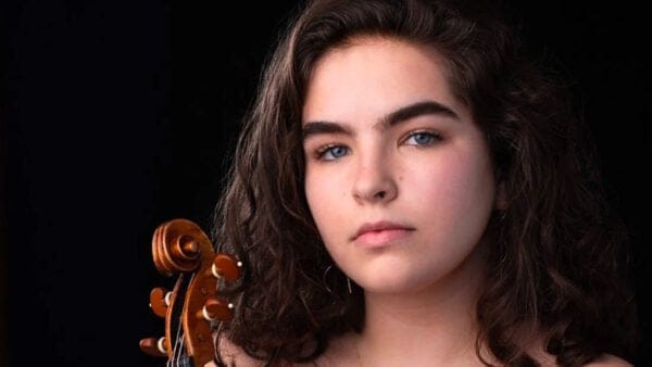LIVE | Katya Moeller, 17, violin