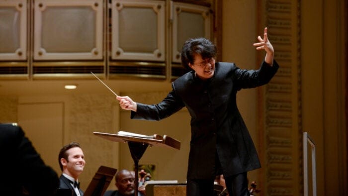 Mei-Ann Chen conducting the Chicago Sinfonietta