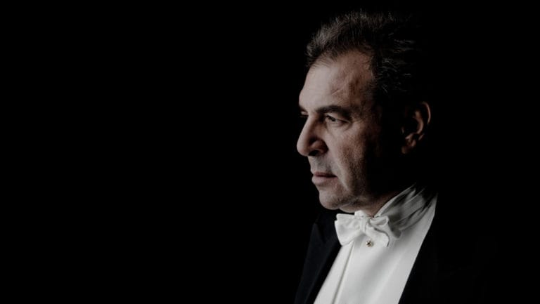 Conductor Daniele Gatti headshot