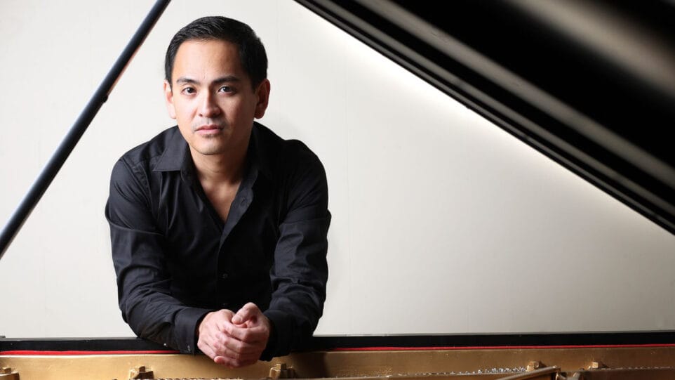 Victor Santiago Asuncion, piano