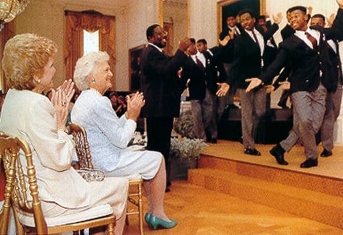 Barbara Bush and Betty Ford applaud the Boys choir of Harlem. (Photo: Carol Powers)