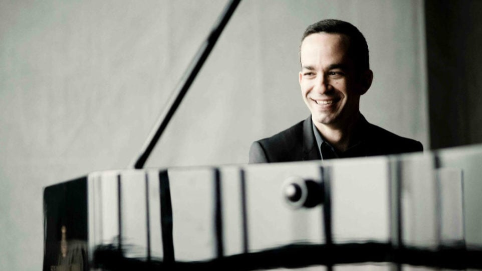 Pianist Inon Barnatan. (Photo: Marco Borggreve)