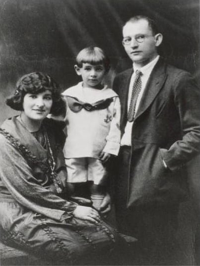 Jennie, Leonard, and Sam Bernstein, c. 1921
