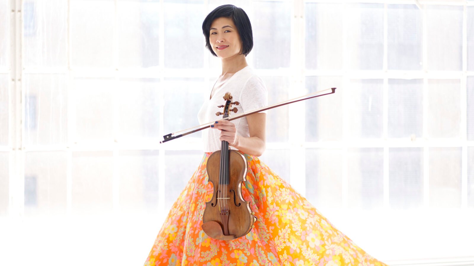 Violinist Jennifer Koh (Photo Juergen Frank)