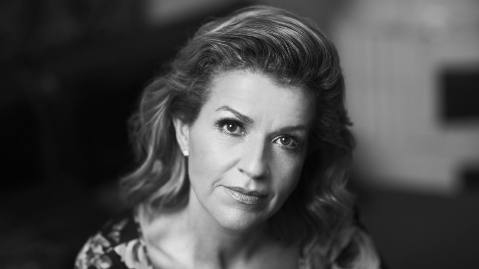 Anne-Sophie Mutter (Photo: Bartek Barczyk and Deutsche Grammophon)