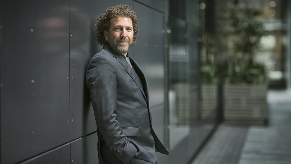 Asher Fisch (Photo: Nik Babic)