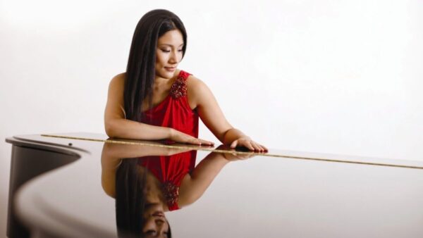 Xiayin Wang, piano