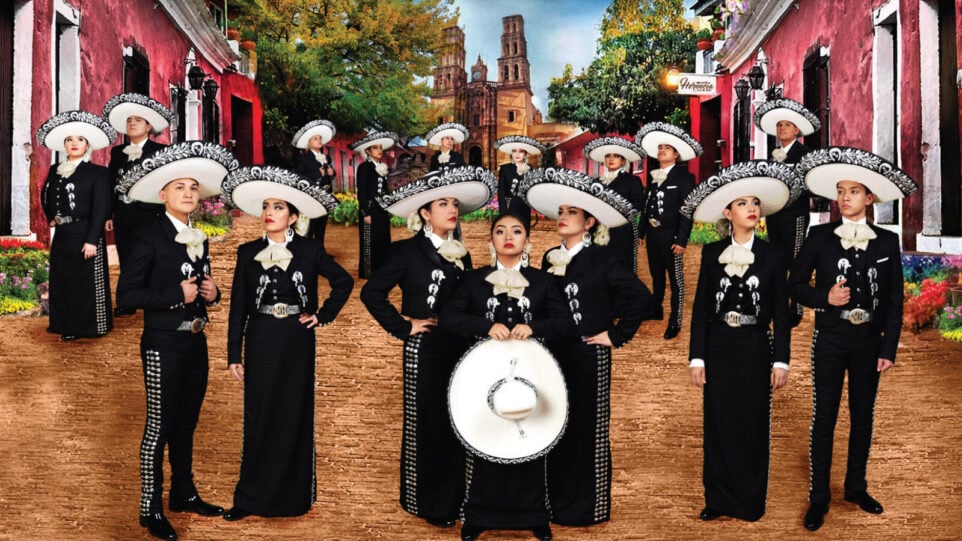 Mariachi Herencia de México group photo