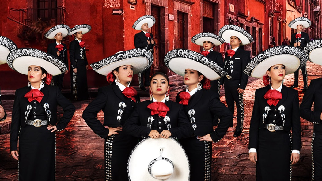 Mariachi Herencia de México group shot