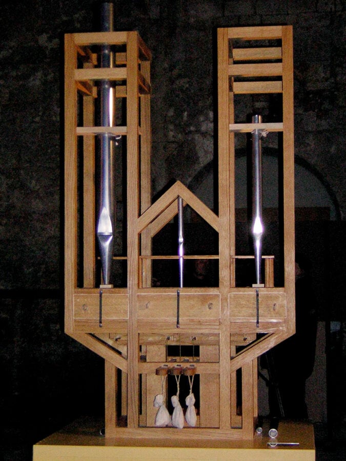 The organ used for the Halberstadt performance