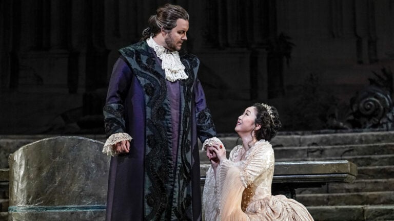 Michael Spyres as Idomeneo and Ying Fang as Ilia in Mozart's 'Idomeneo'