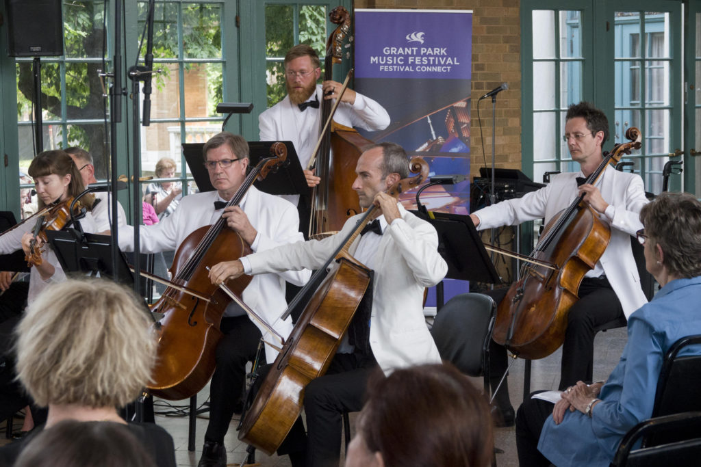 Photo source: https://classicalmusicchicago.org/ourprograms/rushhourconcerts