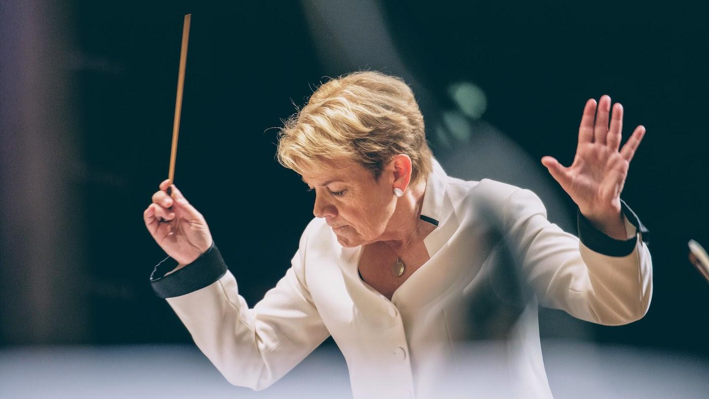 Marin Alsop, deep in concentration, conducting