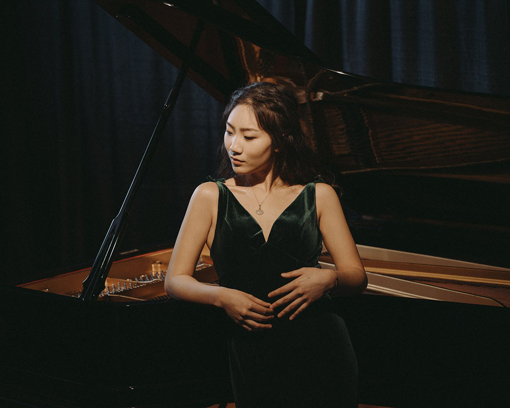 Wynona Wang, piano