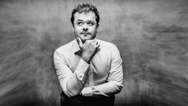 Chopin: Sonatas 2 & 3/Ballade No. 1/ Berceuse/Nocturnes Benjamin Grosvenor (Photo: Marco Borggreve)
