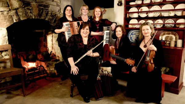 Cherish-the-Ladies-Hi-Res-Achill-Sitting-Roisin-Lavelle-Credit-scaled-169