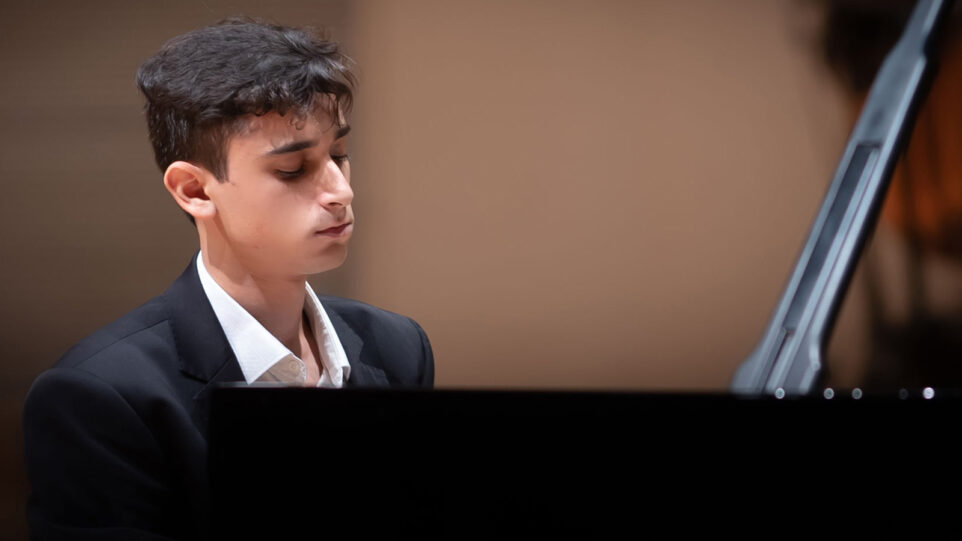 Jonathan Senik, piano (photo: Yoel Levy)