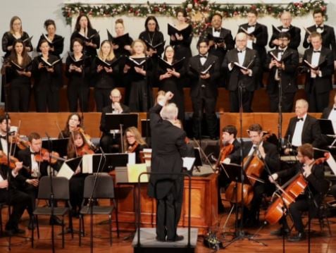 Members of Camerata Chicago performing in concert