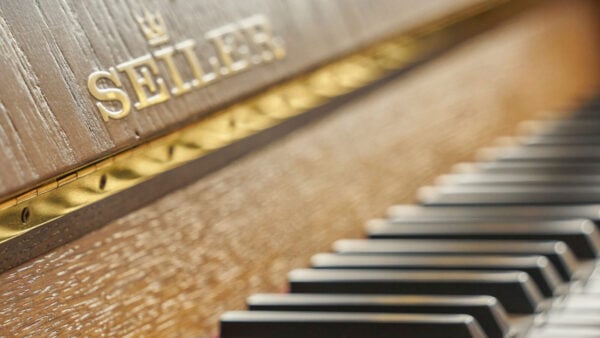 Brahms, Johannes, Part I (1833-1897) German made Sieles Piano