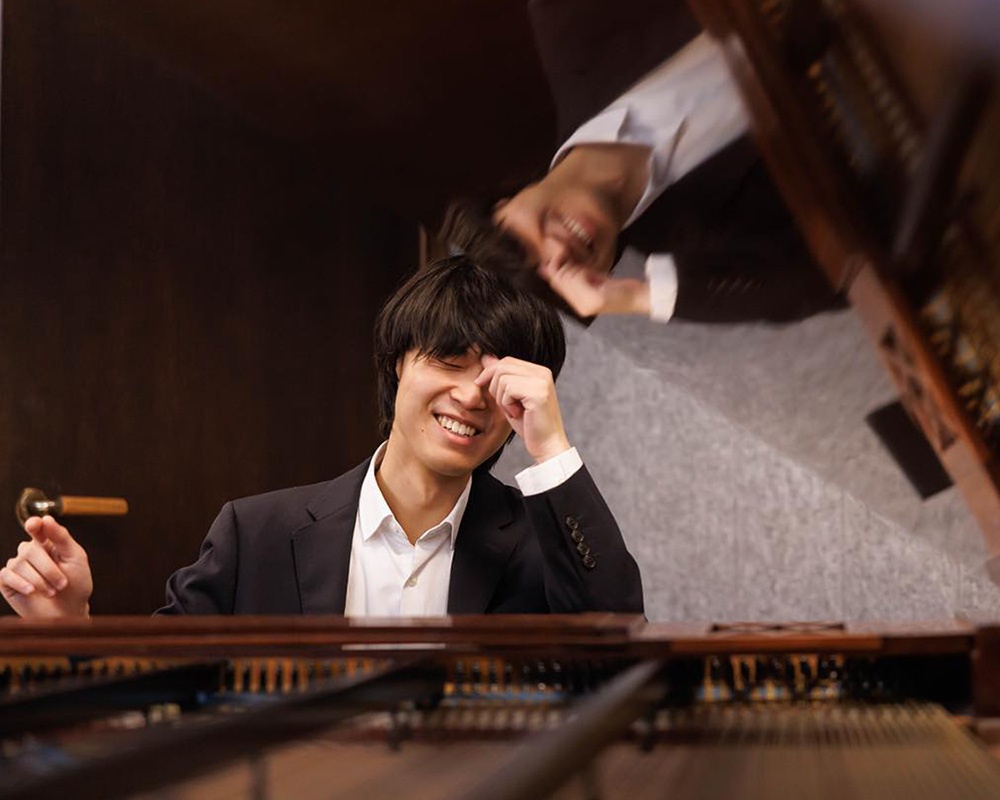 Pianist Oscar Jiang