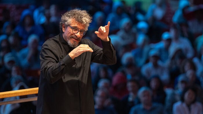Giancarlo Guerrero (Photo: Elliot Mandel)