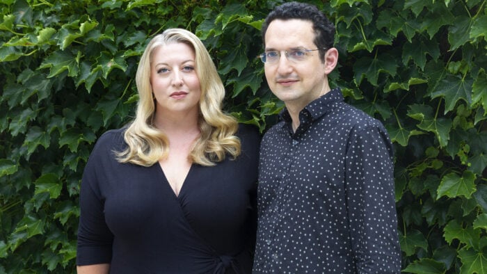 Pianist Daniel Schlosberg and Soprano Laura Strickling (Photo: Guanyu Xu)